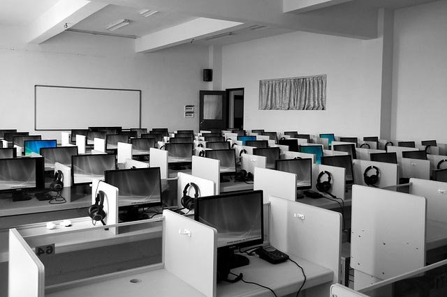 COMPUTER LAB